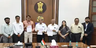 Officials from P. D. Hinduja Hospital and Dr. Homi Bhabha State University announce their partnership for postgraduate allied health education programmes.