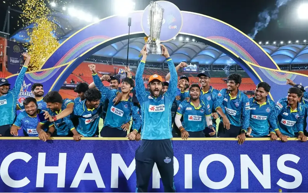 Hyderabad E-Champions celebrate after winning the inaugural Sreenidhi University TG20 Trophy at the Rajiv Gandhi International Stadium.