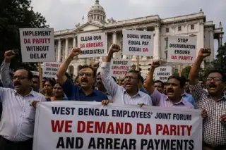 West Bengal government employees demand DA parity and arrear payments